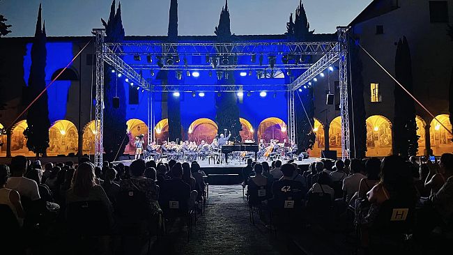 Symphonic Tribute to Michael Jackson