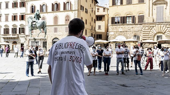 Biblioteche comunali di Firenze: domani i lavoratori precari in piazza Signoria
