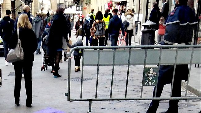 Firenze si prepara all'ultimo week end prima di Natale