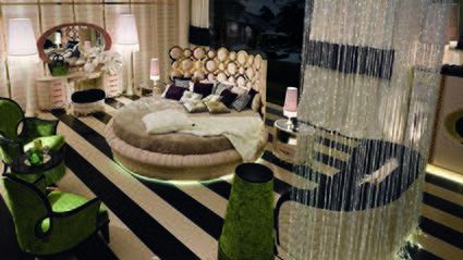 Altamoda mostra la sua creativa attualità