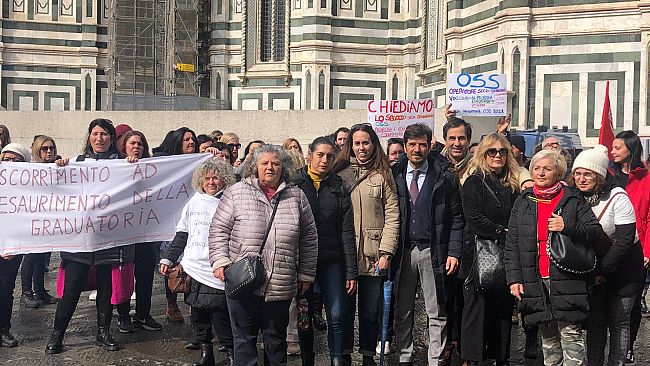 Oss, oggi la protesta in piazza Duomo a Firenze