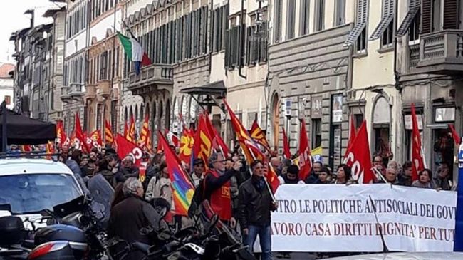 Sciopero generale: le foto del corteo a Firenze