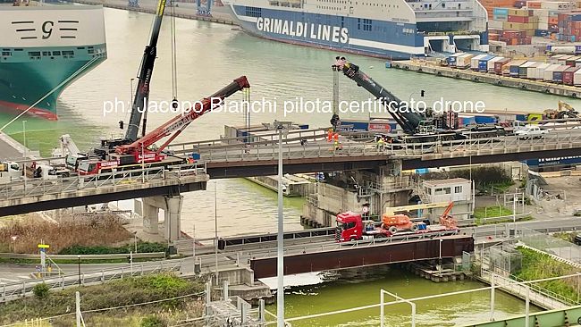 livorno-cgil-polemica-sul-crollo-del-ponte-alla-darsena-toscana