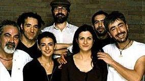 Officina Zoe mercoledì alle ore 21.30 in concerto a Carrara (Via del Plebiscito) per 