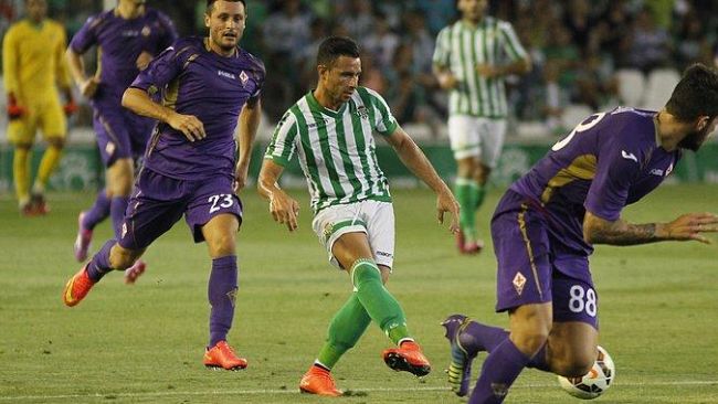 I goal della Fiorentina battono il Betis