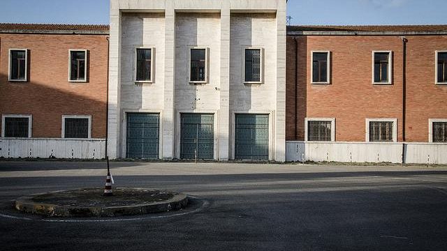 Lupi di Toscana, nuovo parco pubblico al posto del poligono