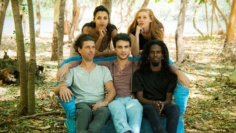 Stasera 18 ottobre alle 21.30 saliranno sul palco dell’Auditorium Flog i Saodaj’