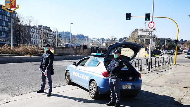 Firenze, lo spaccio di droga continua: arresti e denunce della Polizia