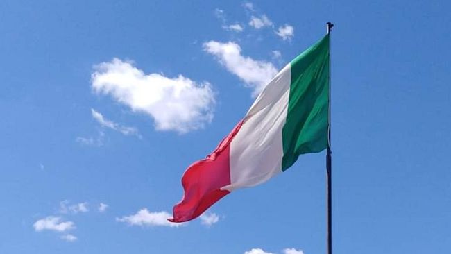 Giornata dell’Unità nazionale, Costituzione, Inno e Bandiera