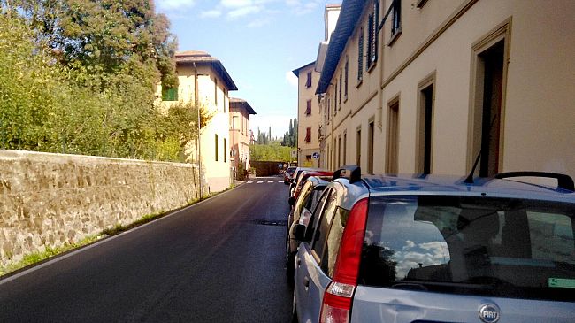 Traffico in zona Cinque Vie, si può fare di meglio? 