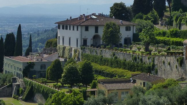 Primavera: tempo di scoprire i Giardini delle Ville fiesolane