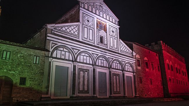 Led e show colorati per la Basilica di San Miniato al Monte