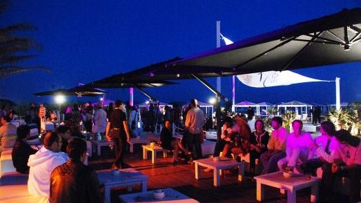 Dodici bellezze in 'lotta' per Miss Notte Lido Blu