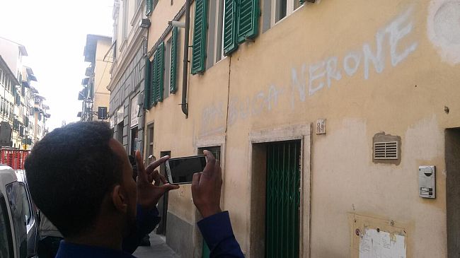 Palazzuolo: scritte offensive, blitz notturno