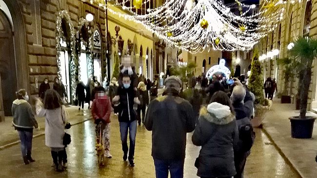 Effetto Arancione, più gente a Firenze nelle strade dello shopping