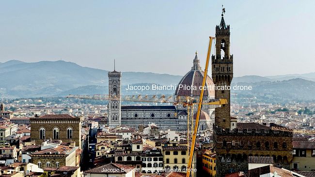 gru-degli-uffizi-smontaggio-iniziato-oggi-le-foto