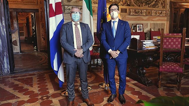 L'ambasciatore di Cuba in visita a Firenze 