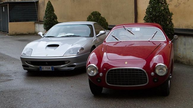 “Natale Rosso Ferrari”