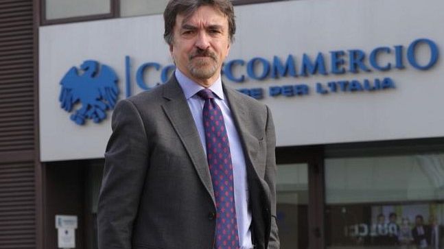 Sedie e tavolini: proroga su base volontaria fino a dicembre