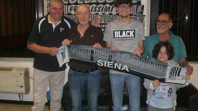 Vigilia di passione a Siena: domani la sfida al Cosenza