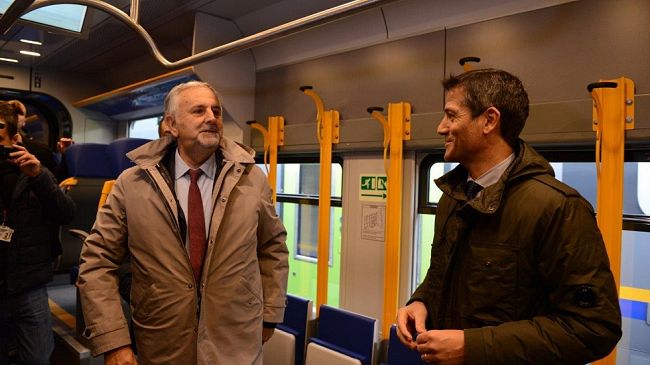 A Firenze Santa Maria Novella, i treni della Toscana: Jazz Swing e Vivalto