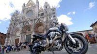 Terre di Siena Ride: tre giorni di festa per i 50 anni di Yamaha