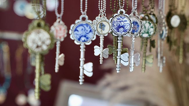 ARTour torna in Piazza Strozzi: gli artigiani partecipanti