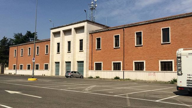 Nuove case, l'ex Caserma Lupi di Toscana in gran parte demolita