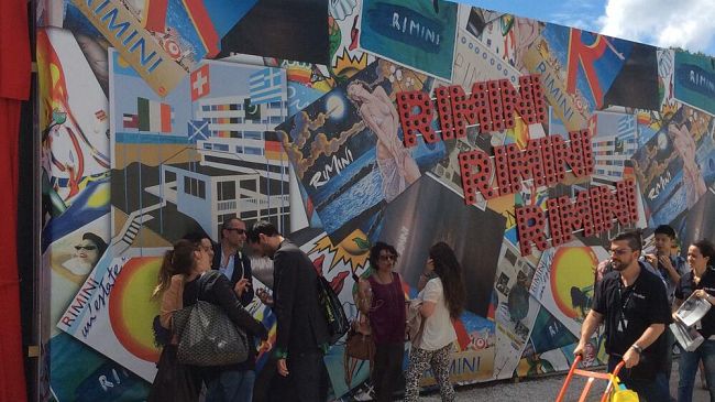 Pitti, Lorella Cuccarini ospite da Happiness