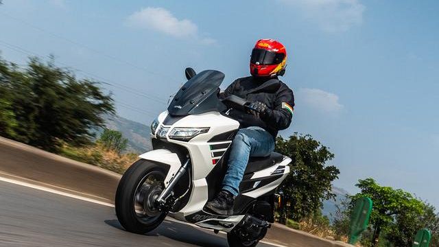 Aprilia SXR 160 scooter dell'anno in India