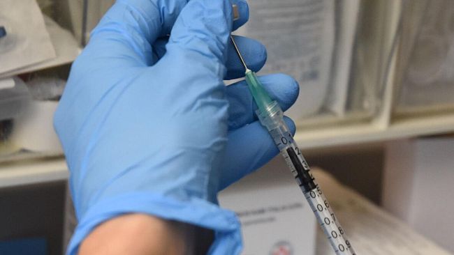 Vaccino Covid: terza dose da lunedì su chiamata diretta delle Asl