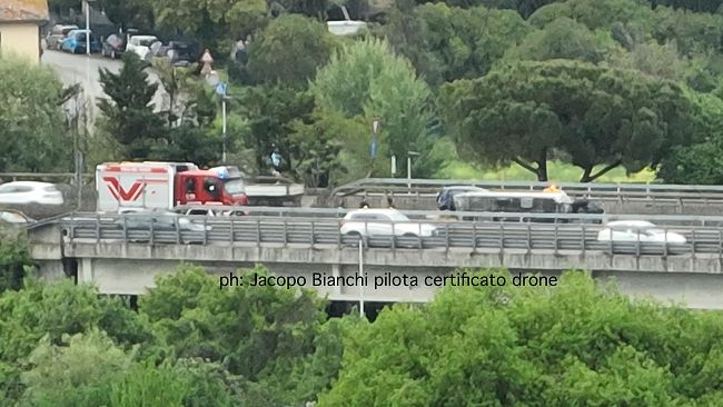 camion-si-ribalta-in-fipili-traffico-bloccato