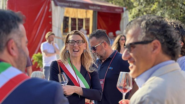 Vino: € 11 milioni e 900 mila ai viticoltori toscani