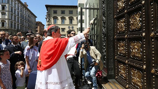 Battistero, in restauro l'originale della Porta Sud