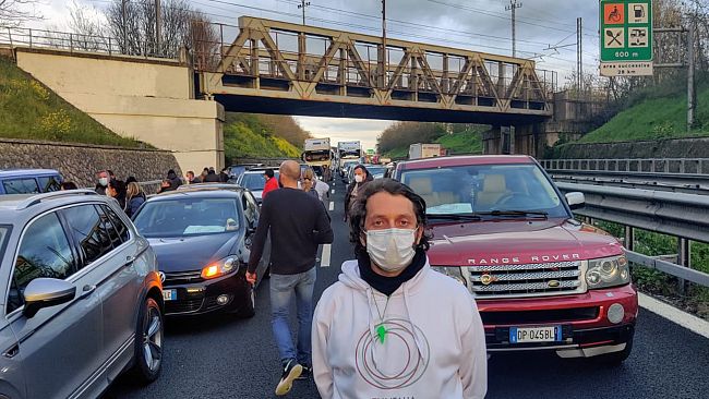 Covid e riaperture, ultimatum dei ristoratori Tni Italia