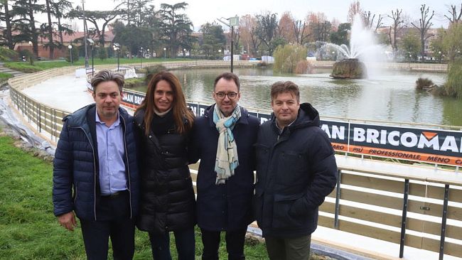 La pista di ghiaccio più grande d'Europa è a Firenze