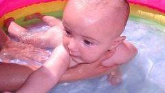 Carote, spinaci, albicocche per abbronzarsi naturalmente