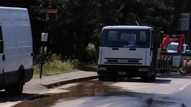 Mezzo Galluzzo senz'acqua per la rottura di un tubo a S. Felice