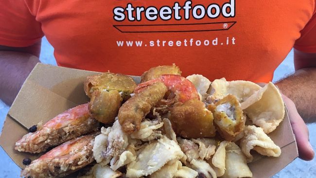 Il cibo di strada di Streetfood protagonista a Strada in Casentino