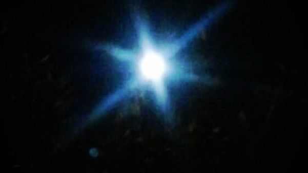 Oggi 9 agosto 2025 la Luna piena incanta il cielo