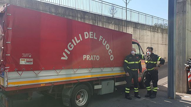 Gli operatori sanitari ai pompieri: