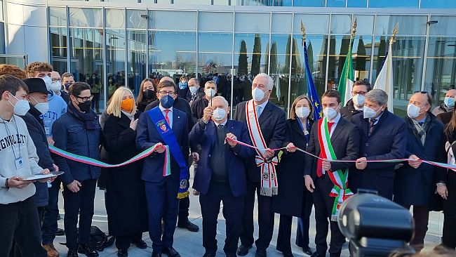 Sesto Fiorentino, un liceo scientifico pronto per il futuro
