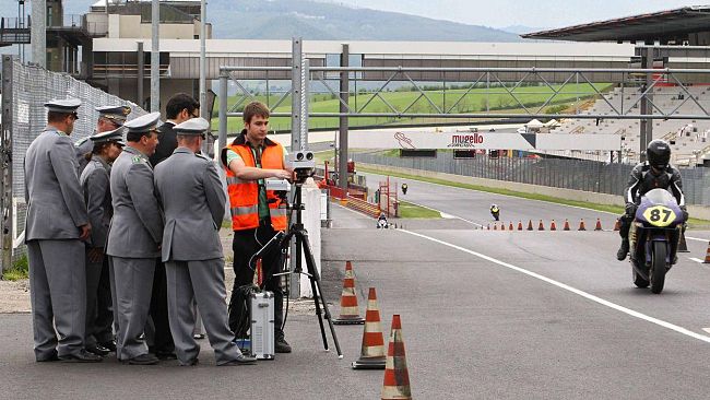Scuola di sicurezza al Circuito del Mugello, aperto a Pasquetta