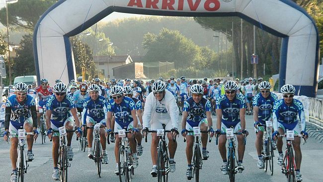 Oltre 2000 ciclisti hanno pedalato per FIRMO