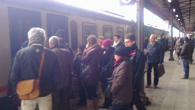Abbonamenti ferroviari: tariffe diverse in base al reddito