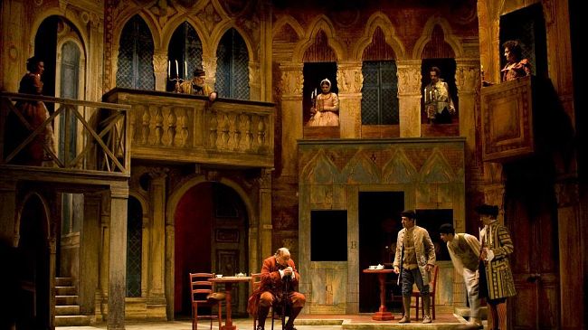 Alla Pergola: La Bottega Del Caffè