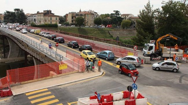 Apre al traffico il nuovo ponte di Empoli