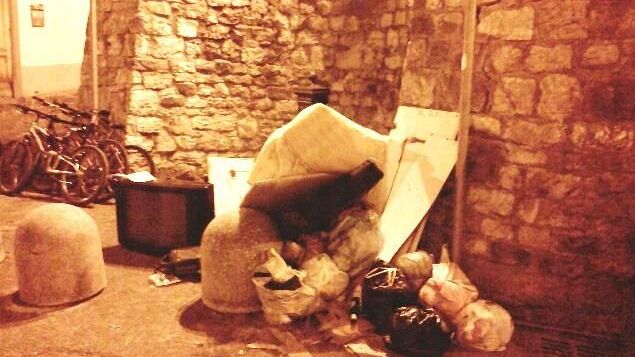 Rifiuti, alle porte di Firenze il porta a porta è nel caos