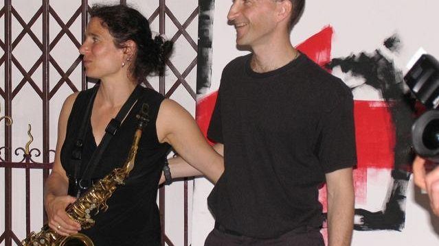 Lo show di Danijel Zèzèlj da Brooklyn a Montepulciano