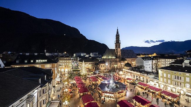 Il tradizionale Mercatino di Natale di Bolzano, tra emozioni e cultura